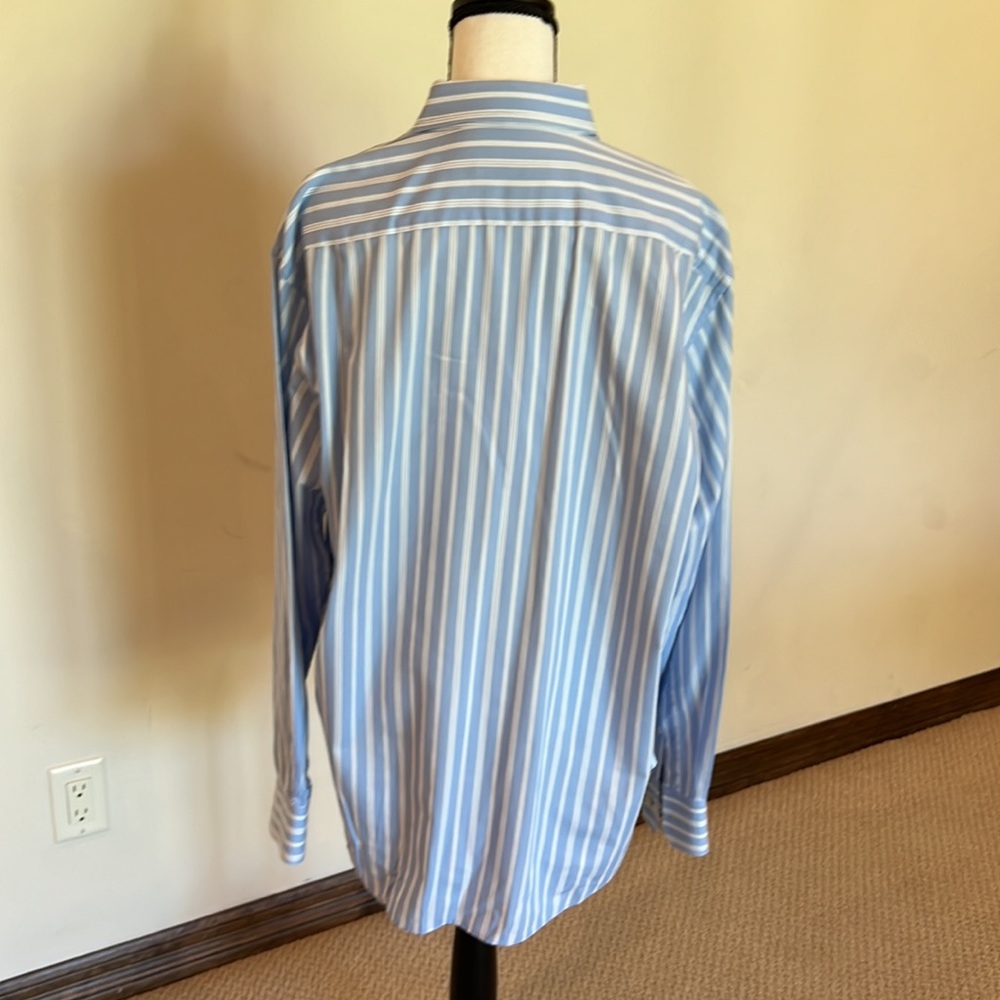 Mens button down - Picture 3 of 8